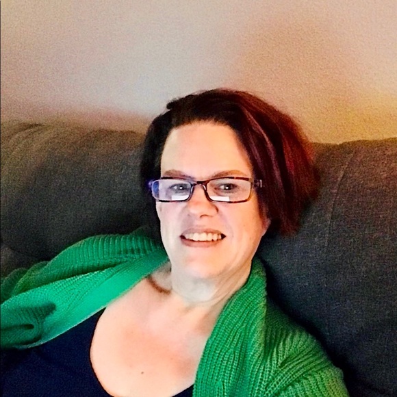 Meet your Posher, Jessica - Picture 1 of 1